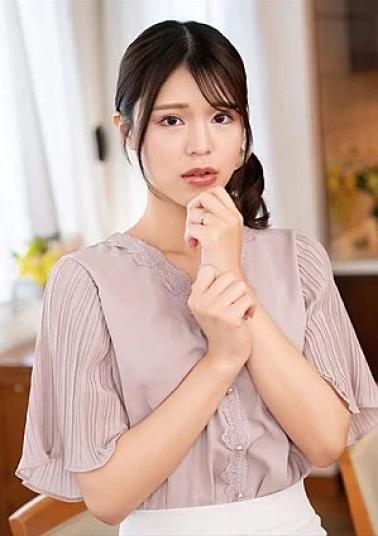 Pacopacomama PA-081026-100 A Married Woman Drowning in the Pleasure of Being Penetrated Deep in Her Throat and Vagina at the Same Time ネトラレ 喉奥と膣奥同時に突き挿さる快感に溺れる人妻