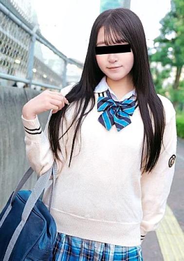 10musume 10-081926-01 On the train : Yuka Negishi 制服娘を電車でイタズラ 根岸由香
